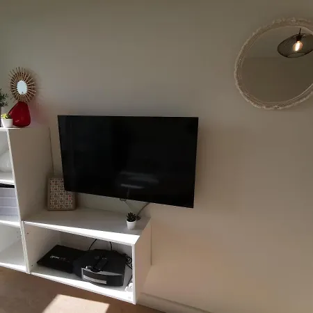 Apartment 1 + Parking A Deux Pas Des Plages