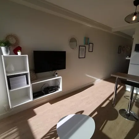 Apartment 1 + Parking A Deux Pas Des Plages Sete
