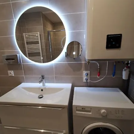 Apartment 1 + Parking A Deux Pas Des Plages *